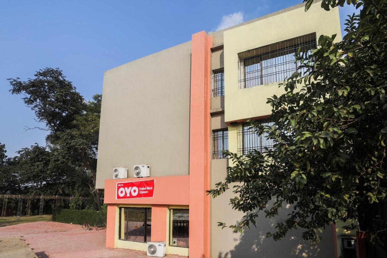 Oyo 63134 Hotel Red Queen Raigarh Exteriör bild